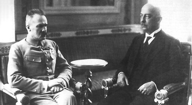 Józef Piłsudski i Gabriel Narutowicz. Fotografował legionista Adam Dulęba