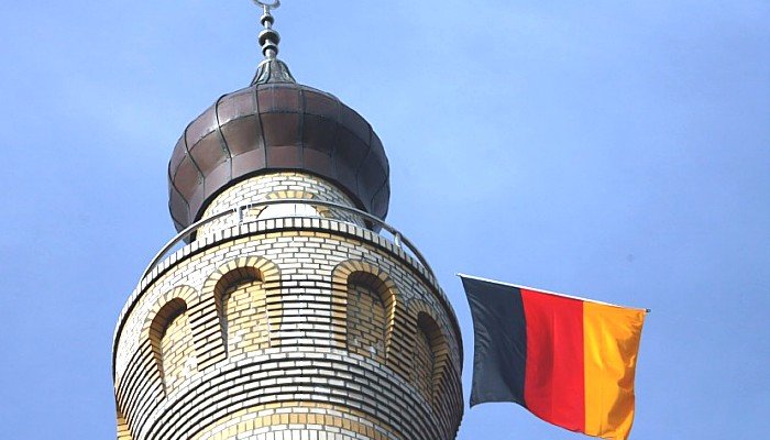 minaret w Niemczech