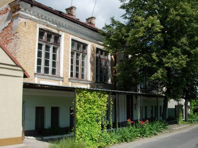 nieistniejacy-budynek-szkoly-podstawowej-w-goszczynie-budynek-z-1910-r.-667x500.jpg